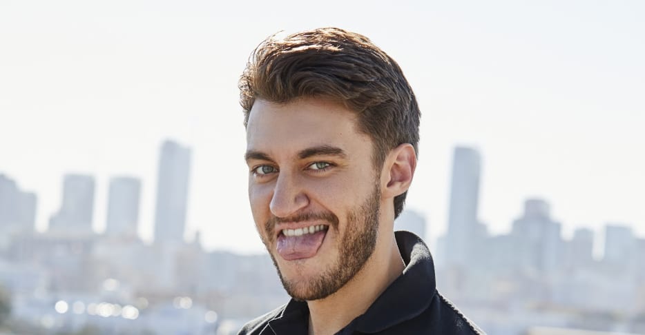 thefader's tweet photo. A rare interview with Casey Frey, the comedian keeping viral videos surreal
https://t.co/xqueeuok6b https://t.co/MZSuxHhYun