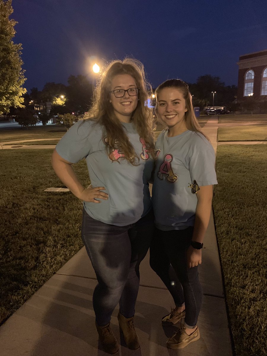 COURT_legit24's tweet photo. Recruitment week is always better with family💙 #sigmaalpha https://t.co/Pq29V1cizV