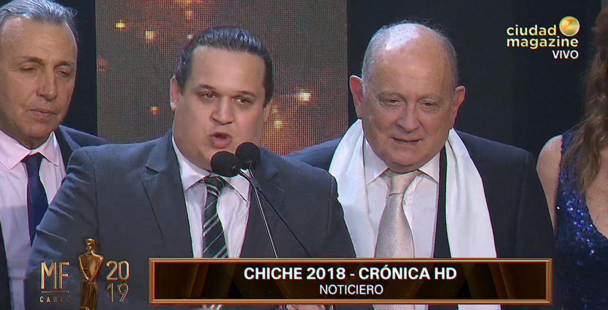 juanvamp22's tweet photo. ¡Felicitaciones a Chiche Gelblung , @SantiagoNCuneo y todo su equipo por el Martín fierro de cable merecidisimo !
#MartinfierroDelCable https://t.co/ihNI5B6Lrr
