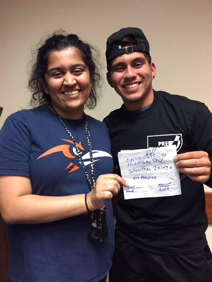 utsaprepharmacy's tweet photo. a nice little membership glow up ✨😂
thanks to everyone who came out to our first meeting tonight!! we are so excited for this semester with you guys 🥳 see you again in 2 weeks (9/23/19) for our meeting with UT College of Pharmacy! https://t.co/Xv1cTR9LVB
