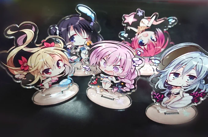 RIDDLEJOKERのSDグッズ、5人並べるときれい～(写真は綺麗でもない) 