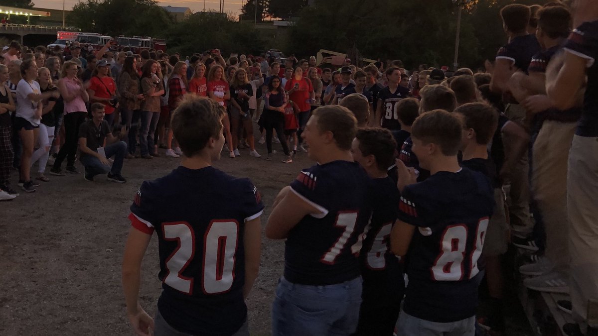 DJ_DarinJohnson's tweet photo. Senior year came quick. Gotta soak it up, cuz we only have two kids and they arrived at the same time. #(t)winning #PHSHoCo https://t.co/75kn7EXo7U