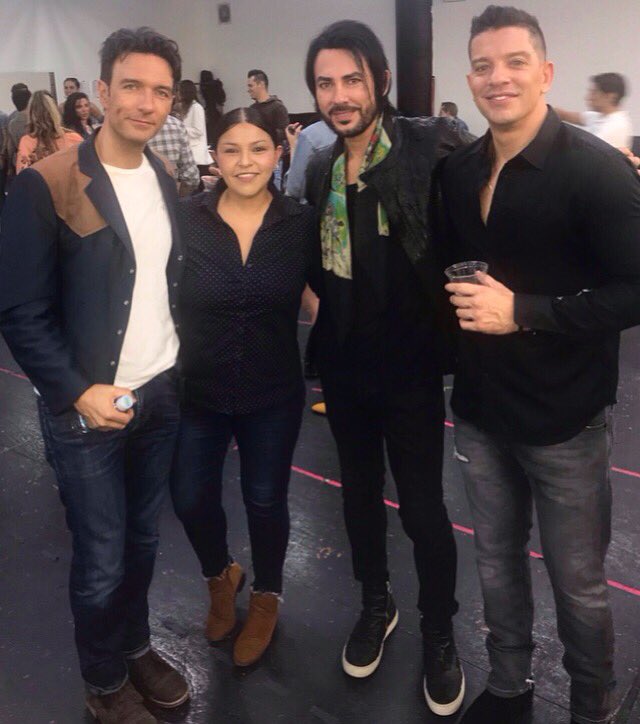 ilianafr's tweet photo. 3 increibles seres humanos ❤️ Los quiero!!! https://t.co/PdY60zkXOT