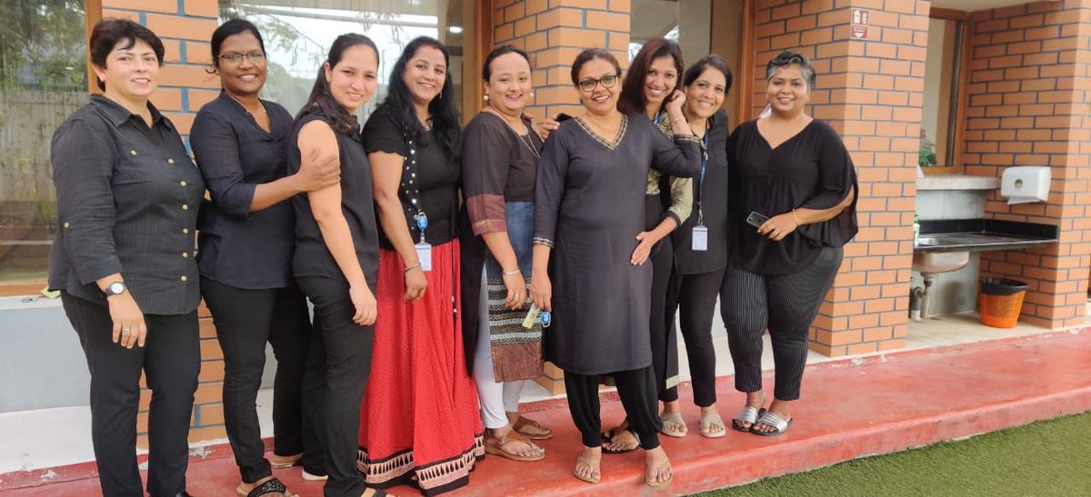 shiba9955's tweet photo. Women in black! #earlyyears #aisc #spiritweek #multiplesday #aiscelementary https://t.co/Y0hzOpxT9L