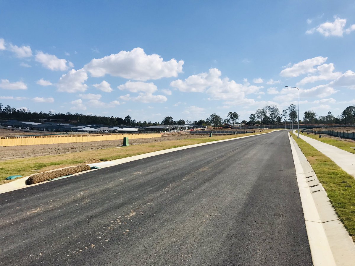GregoryWBell's tweet photo. Brand New Residential Land Estate - Ripley Valley - 40 Minutes From Brisbane CBD.

Flinder's Pocket Estate is a 137 lot master planned community.

Stage 1 - Now Registered - Land from $195,250 

For All Sales Contact Scott Wells 0412 766 163 https://t.co/87GgLKzBUr