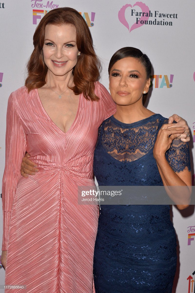 dearmarciacross's tweet photo. Marcia and Eva 💕 #marciacross #evalongoria #farrahfawcett #eventcharity #friendship https://t.co/L9Jwe98U5p