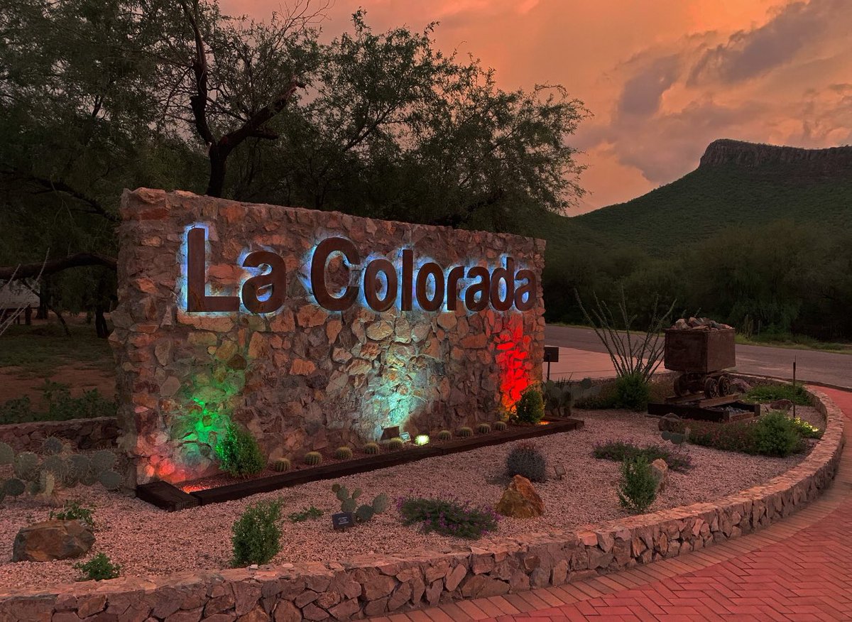 marcos_platt's tweet image. Mes Patrio !! 😉👍💪