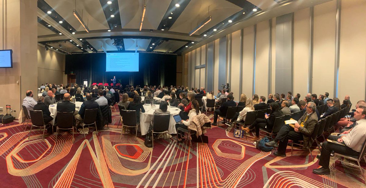 LightYearDocs's tweet photo. Never fails to both fill and inspire a room! Great session GA - strategy is absolute key! And thanks Mick for your technology support! #classconnect19 #grantabbott #lightyeardocs https://t.co/arJLmzWeJn