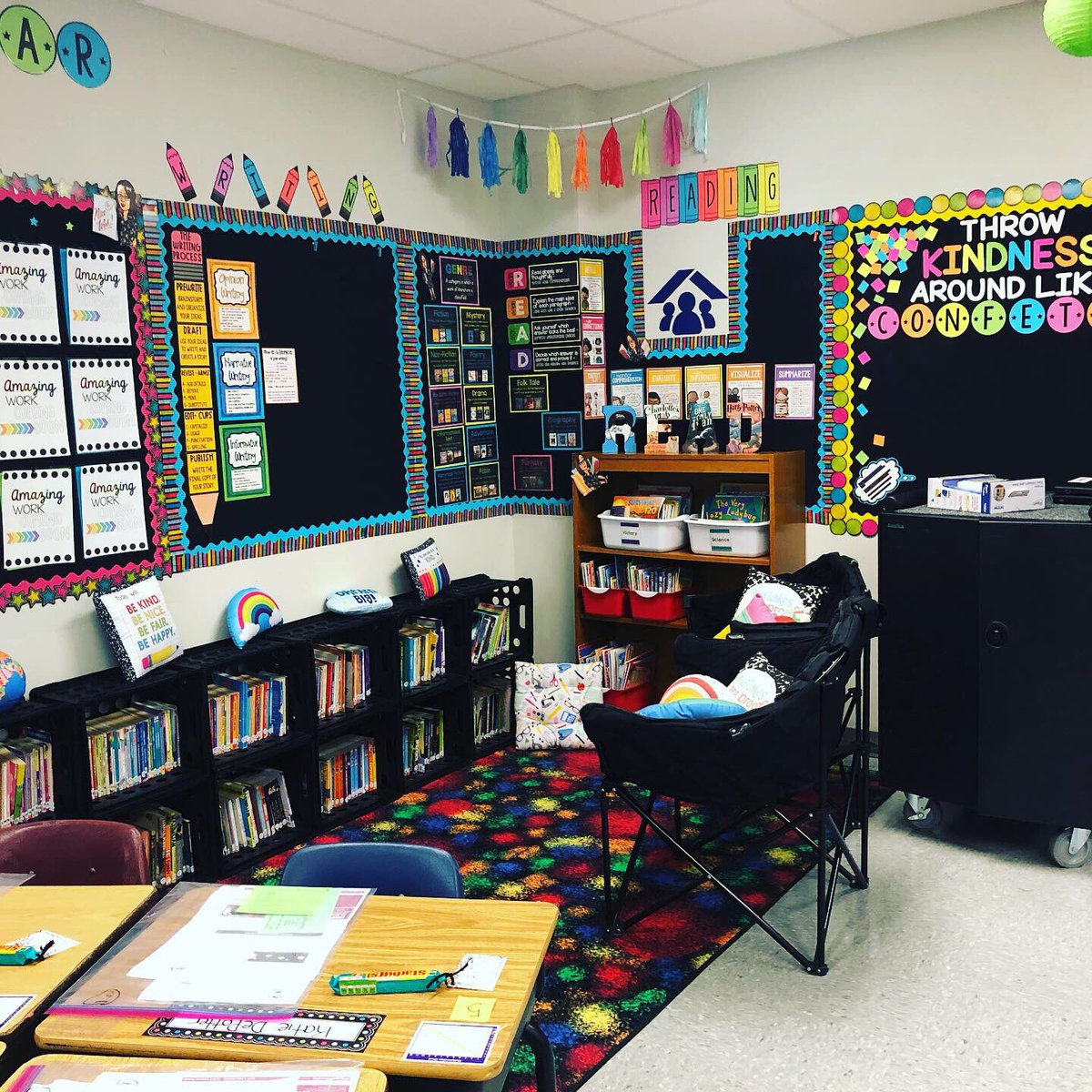 RandiWertheimer's tweet photo. I am a 3rd grade teacher at a Title 1 school in South FL. Teaching is my passion and my students are my world.❤️ I must be doing something wrong because my list hasn’t moved.😔
https://t.co/yQ445H8TWw…
#TwitterPhilanthropy #payitforward #bekind #kindness #clearthelist https://t.co/ven47kcRjT