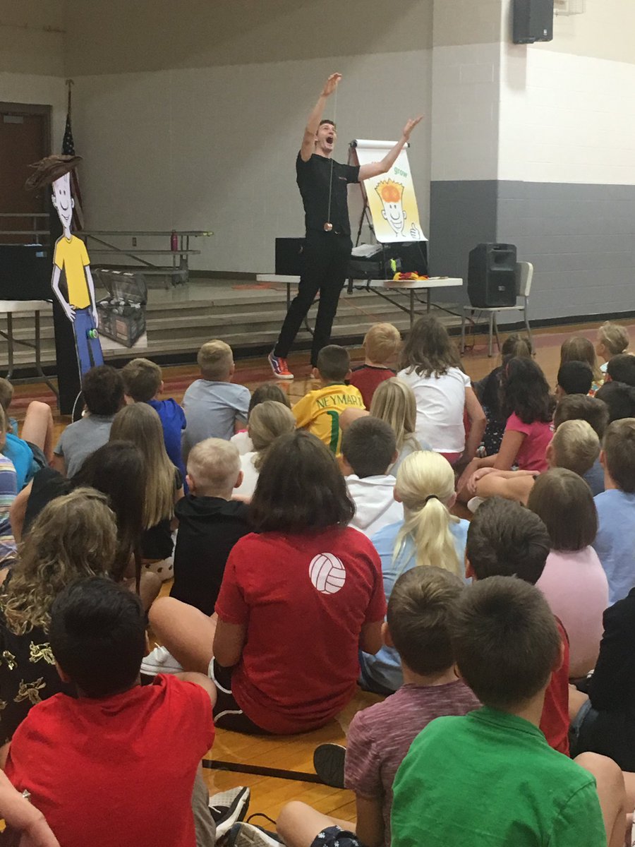 woodlandsprin's tweet photo. Thank you @thenedshows for helping us start our year with an important message on Growth Mindset.  Helping us set the tone for another awesome year. #thewoodlandsway  #idontknowyet https://t.co/IVhA2pcnP2