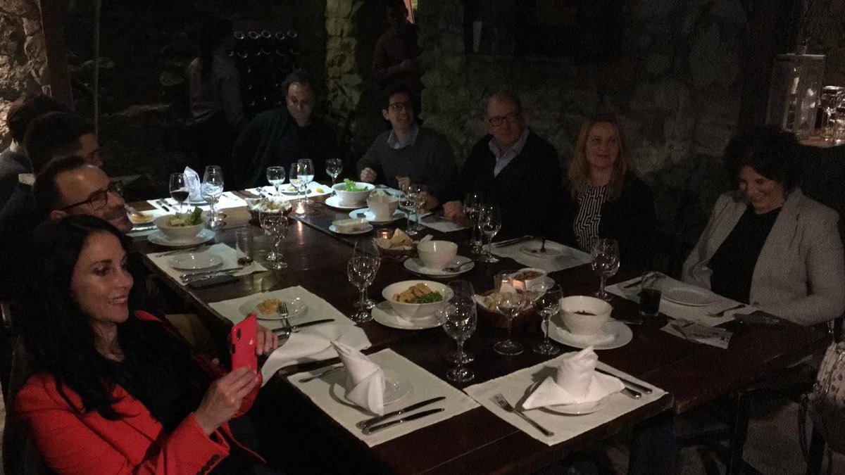 Flumarketing's tweet photo. Comenzó el #FlumarketingUy19 con su tradicional cena de gala. Mañana todo un día de tendencias desde el Complejo de las Telecomunicaciones #Antel, en el epicentro del #5G de América Latina. https://t.co/2FhUXWxRl7