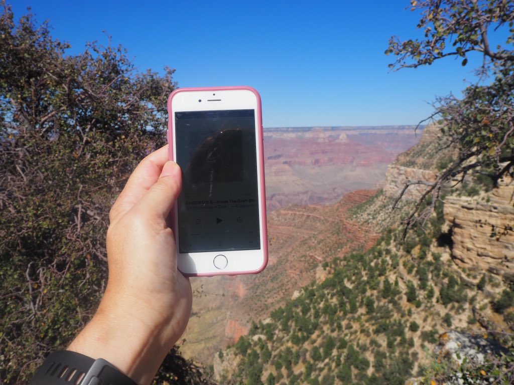 SML_comms's tweet photo. @HavingADraft @acast @ApplePodcasts @Spotify Me again. #challengeaccepted #loveachallenge listened to ep 6 at South Rim of Grand Canyon (photo evidence supplied). By the the time ep 7 drops will be back in London and will likely listen to it in exotic #chiswick #draftsafe https://t.co/Yv1uSebVFX