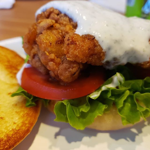 TOWGrill's tweet photo. Wanted to get in on the chicken sandwich craze.  Fried chicken thigh, artisanal roll, green leaf lettuce,  tomato, and garlic-dill dressing. https://t.co/DT3fvafqZ3 https://t.co/bXWs60CF2e