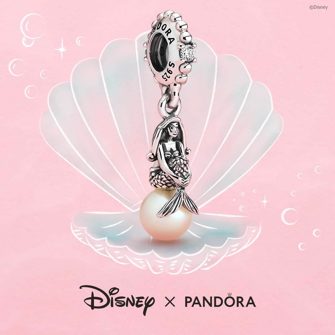 yssa8991's tweet photo. Kung may bf lang ako, ito ipapabili kong gift. Kaso wala, kaya eto, share ko na lang. Baka may mabait diyan. Hahahaha! 🤣🤣🤣🤣🤣🤣
#PANDORAXDISNEY https://t.co/NcahTCu4Nt