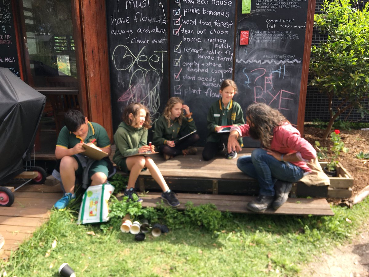 We were lucky to have a special expert  answer some of our questions around our #PBL today. Thanks Costa!