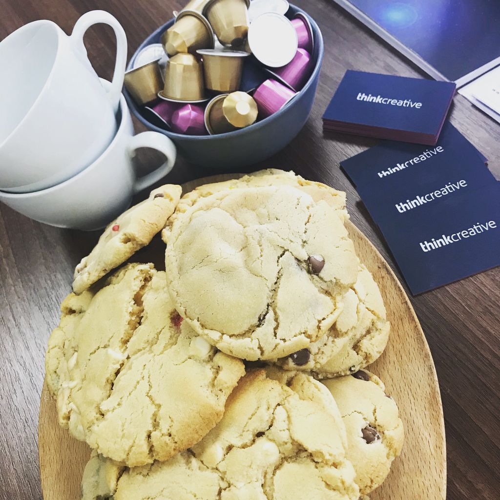 think_ltd's tweet image. Today’s #studiochat &amp;amp; #workBakeoff is back! We are talking all things creative balance #TeaandToast @autumnlive @workshopwinch &amp;amp; now to get stuck into Ben’s brilliant biscuits!  

(Made from Smarties 🧡💛💕because only they have the answer right?!)

#designagencywinchester