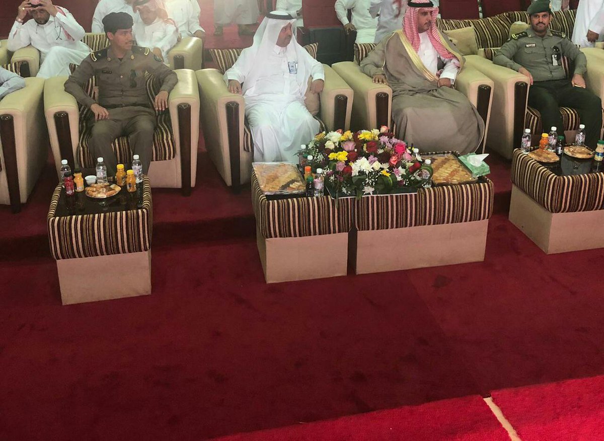jawalalmahd's tweet photo. تعليم #مهد_الذهب يكرم الفائزين بجائزة الأداء المتميز في النشاط الطلابي بحضور وكيل المحافظ https://t.co/BEoTZen0UU