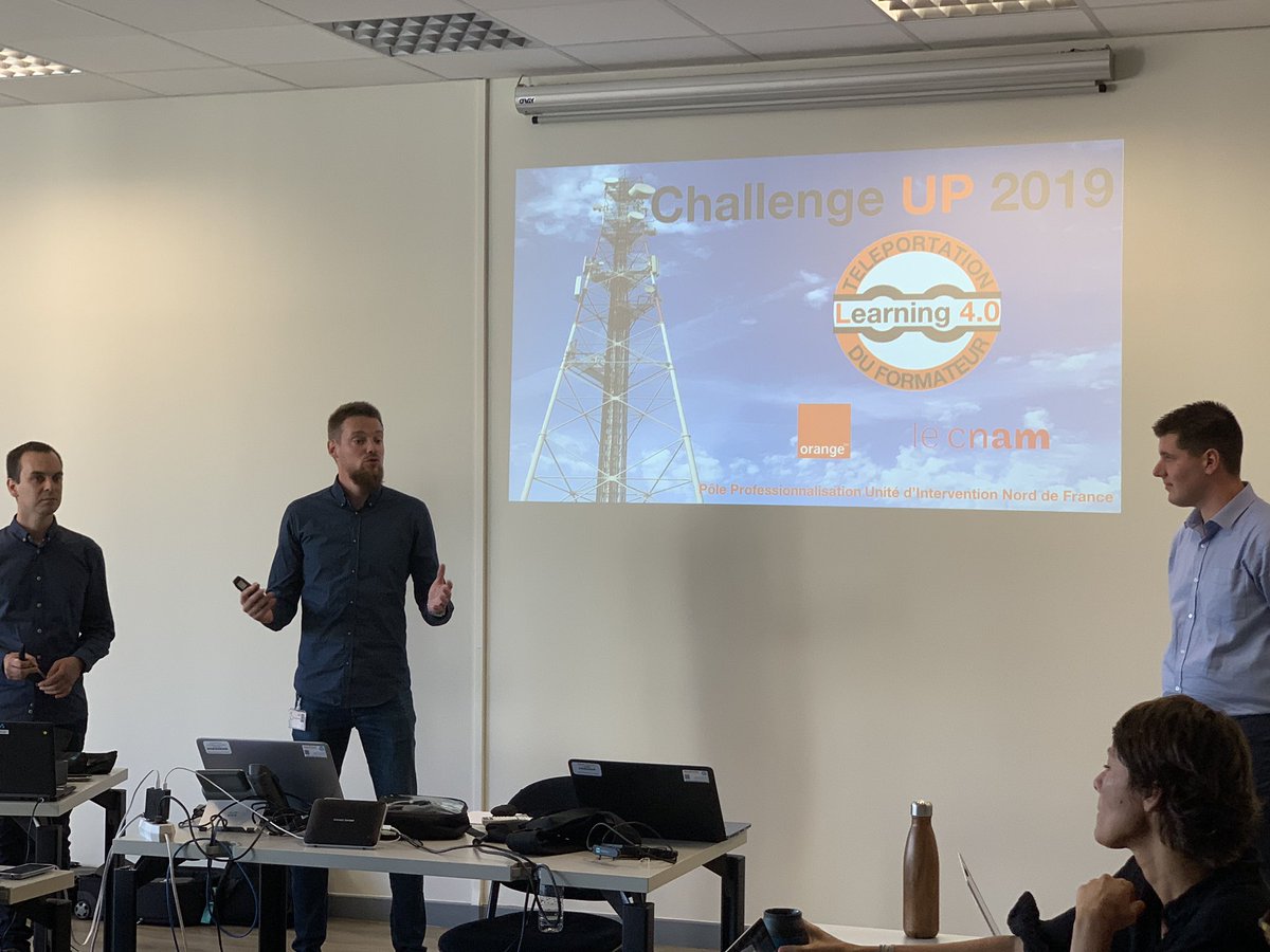 Pascal__Perrin's tweet photo. #ChallengeUP2019 ouverture de la deuxième journée du Grand Jury, merci à #UINDF , le Learning 4.0 avec les lunettes connectées en situation de travail  ! @akabeche1 @KoenVermeulen70 @Orange_France @Orange_EMT @LeCnam @CaroleLecoutre #AFEST. https://t.co/qeHMriRDNQ