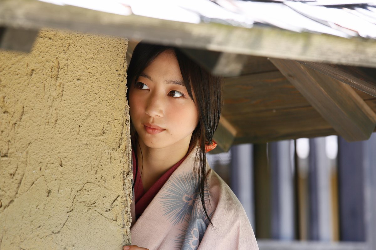 映画 3人の信長 公式 Takahiro 市原隼人 岡田義徳 2 14 Blu Ray Dvd発売 映画 3人の信長 人物紹介 朽木ハル 坂東希 戦国大名の妻であり 織田信長への恨みを抱くー 映画3人の信長 9月日公開 朽木ハル 織田信長 ニュー織田