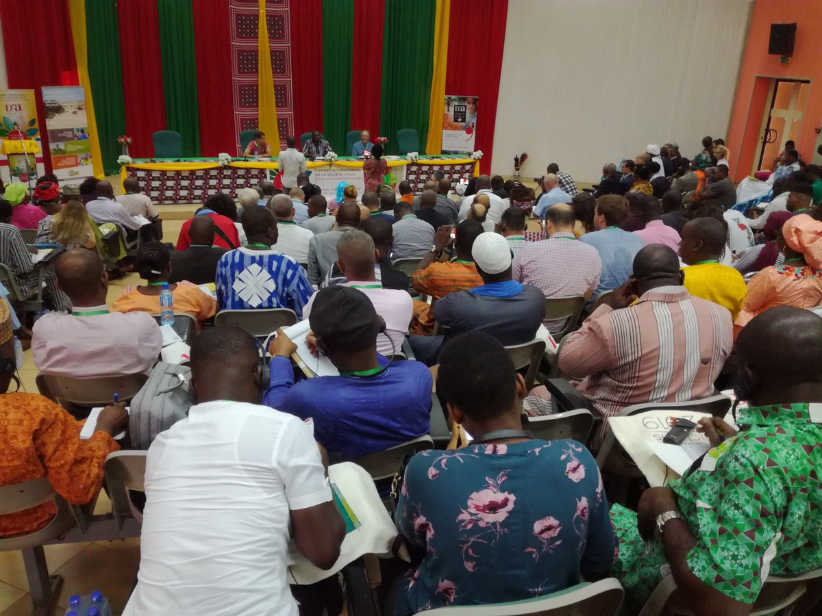 Retour sur la journée d'ouverture de  #DésertifActions !
Let's get back on #DésertifActions opening day !
                           
➡️ ow.ly/dTZe50v9Vhl ⬅️