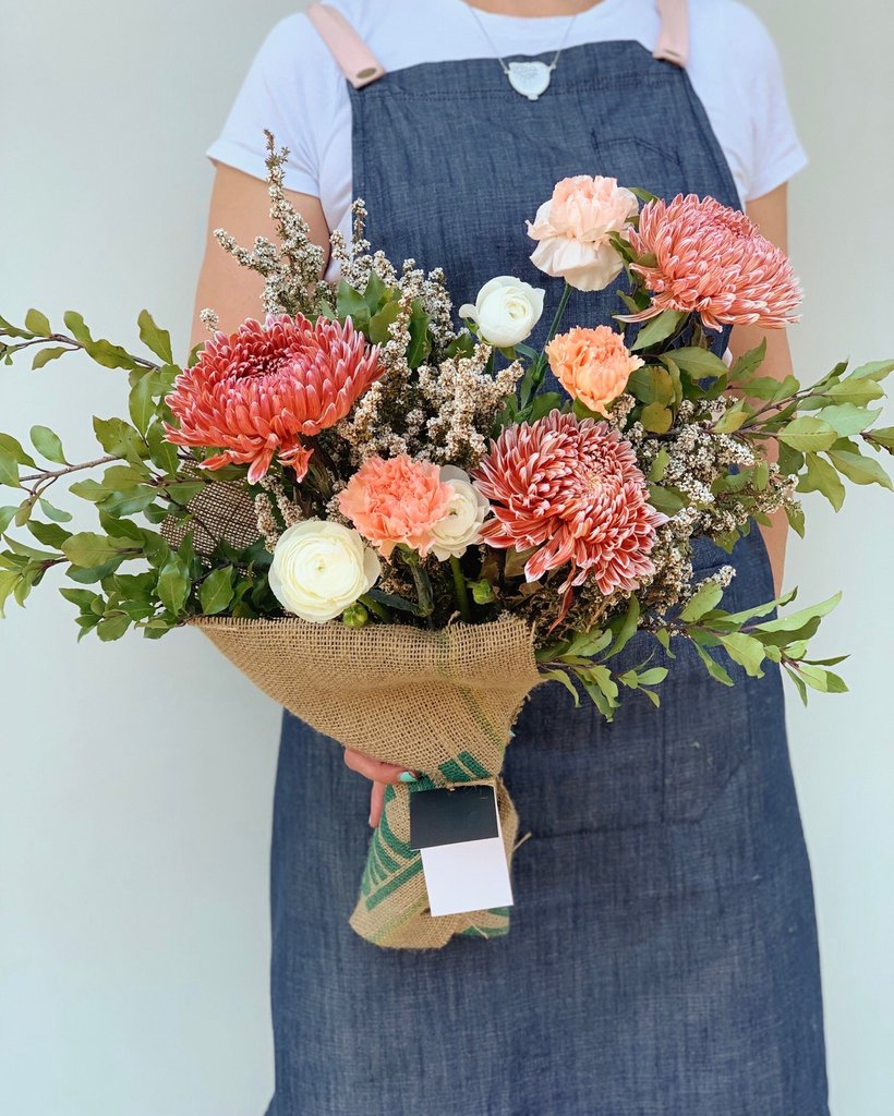 PocoPosy's tweet image. Peaches &amp;amp; Green 🍑🌿🧡🍃 Order your post online now for Wednesday 📸 large Pictured