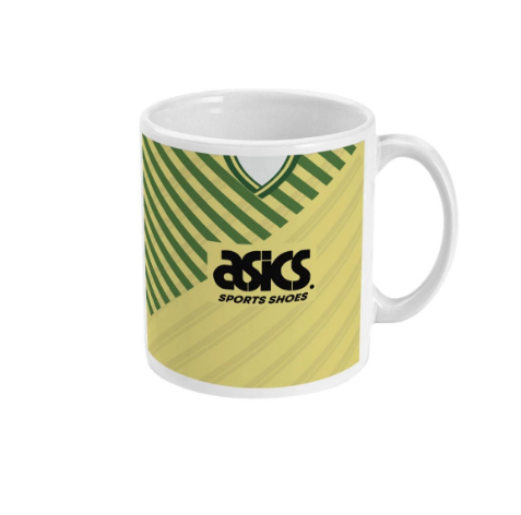 MFW_NCFC's tweet photo. ***COMPETITION TIME***

We've teamed up with @SixYardsOutShop to give away one of these 1989/90 Norwich City Home/Away kit mugs.

To enter:
1️⃣ Follow @NorwichCityMFW  
2️⃣ Follow @SixYardsOutShop 
3️⃣ Retweet this tweet

Competition ends 16th September, 5pm https://t.co/mBrt2AZWqC