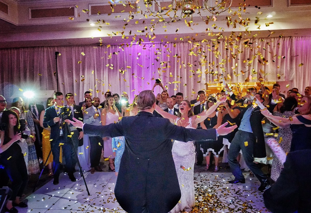 #realweddings
#weddingdjuk #northwestweddingdj
#bride #weddingday #weddingphotography #bridal #weddinginspiration #weddingdjmanchester #weddingphotographer #groom  #weddings #instawedding #weddingideas #weddingplanner #engagement #marriage #невеста #weddingdj #dj