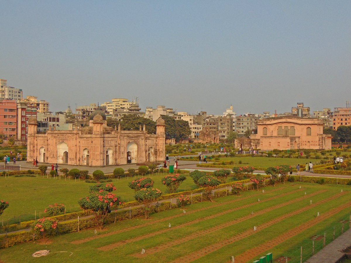 drmarycase's tweet photo. Bangladesh has reason to be proud of its rich ancient heritage. At once this was a rich and developed region. Many travelers express their impressions glorifying these places.
Archaeological heritage trip in Bangladesh.
https://t.co/B9Vr65cHE2
#bdtour #heritagetripbangladesh https://t.co/fpe2XQtdTN
