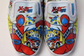 懐かしい昭和時代 Ar Twitter 子どもの頃はビニール 製のズック その後 小学校時代は布製のズックを履いた ちなみにこれに似たズックはツッパリの履くスリッポン 別名チョン靴 運動靴をスニーカーと呼ぶようになったのは スニーカーぶる す 以後だと思う ズック