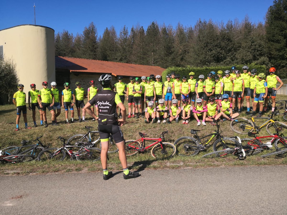 Muchas gracias a todos los que habéis contribuido para que el 2º #CampusCXLarrinaga sea un enorme éxito. Resumen de la semana → bit.ly/Resumen2Campus

Agradecido también con tod@s l@s jóvenes, y sus familias, que han vuelto a confiar en esta iniciativa. Nos vemos muy pronto.