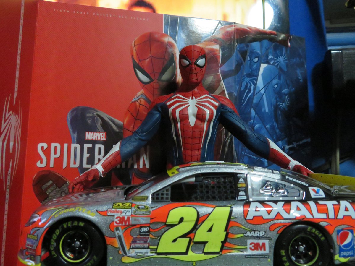 jdminette626's tweet photo. Having a little fun. #SpiderManPS4 #SpiderMan @collectsideshow #HotToys #SideshowCollectibles #24Gordon #JeffGordon https://t.co/A9kGrswsPB