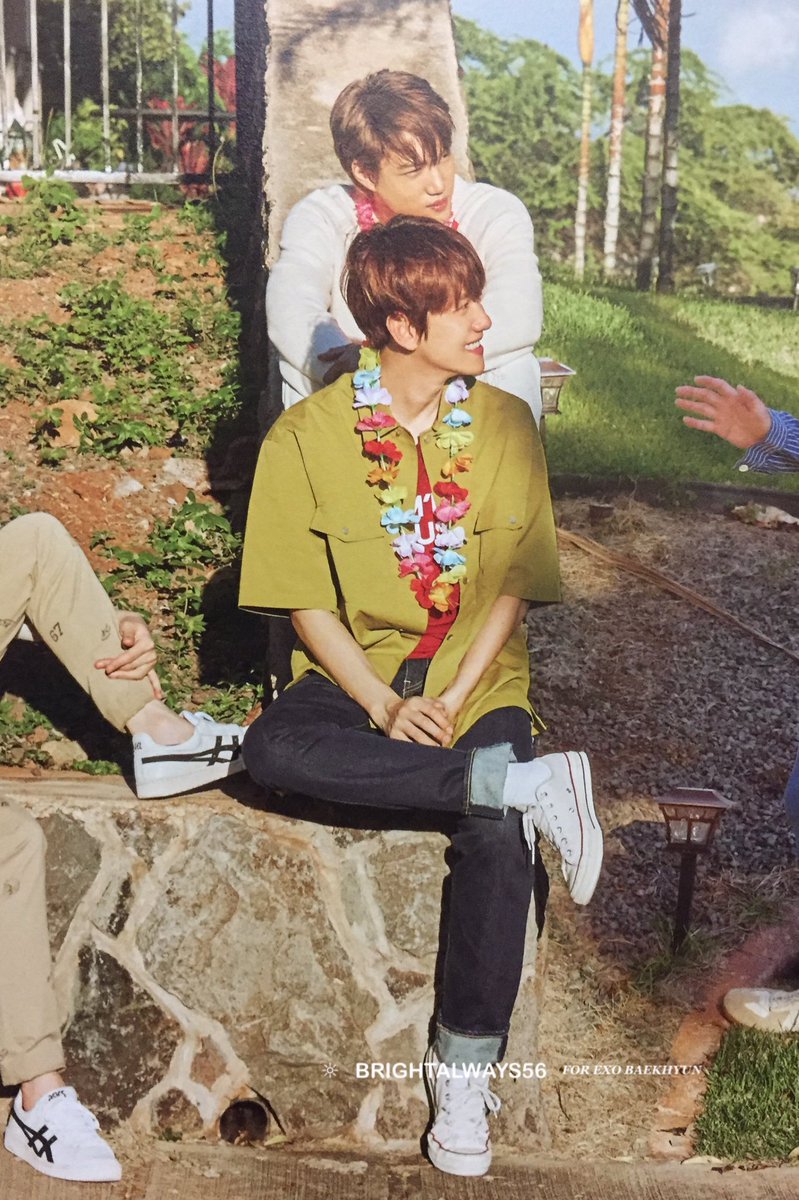 EXOfanbase_Int's tweet photo. [SCAN] 190910 EXO 화보집 ‘PRESENT ; the moment' - #BAEKHYUN #KAI 

cr: brightalways56

#EXO #엑소 @weareoneEXO @B_hundred_Hyun https://t.co/rL6Q9bnEoG