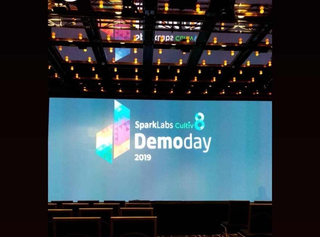 oaesis_inc's tweet photo. Our Founder &amp; CEO @VKordopati is ready to present @oaesislsc to the Asian agriculture market. #sparklabs #innovation #KAUST #agtech #growlights @KAUSTinnovation @SCultiv8 @SparkLabsGlobal https://t.co/epunb4ryLb