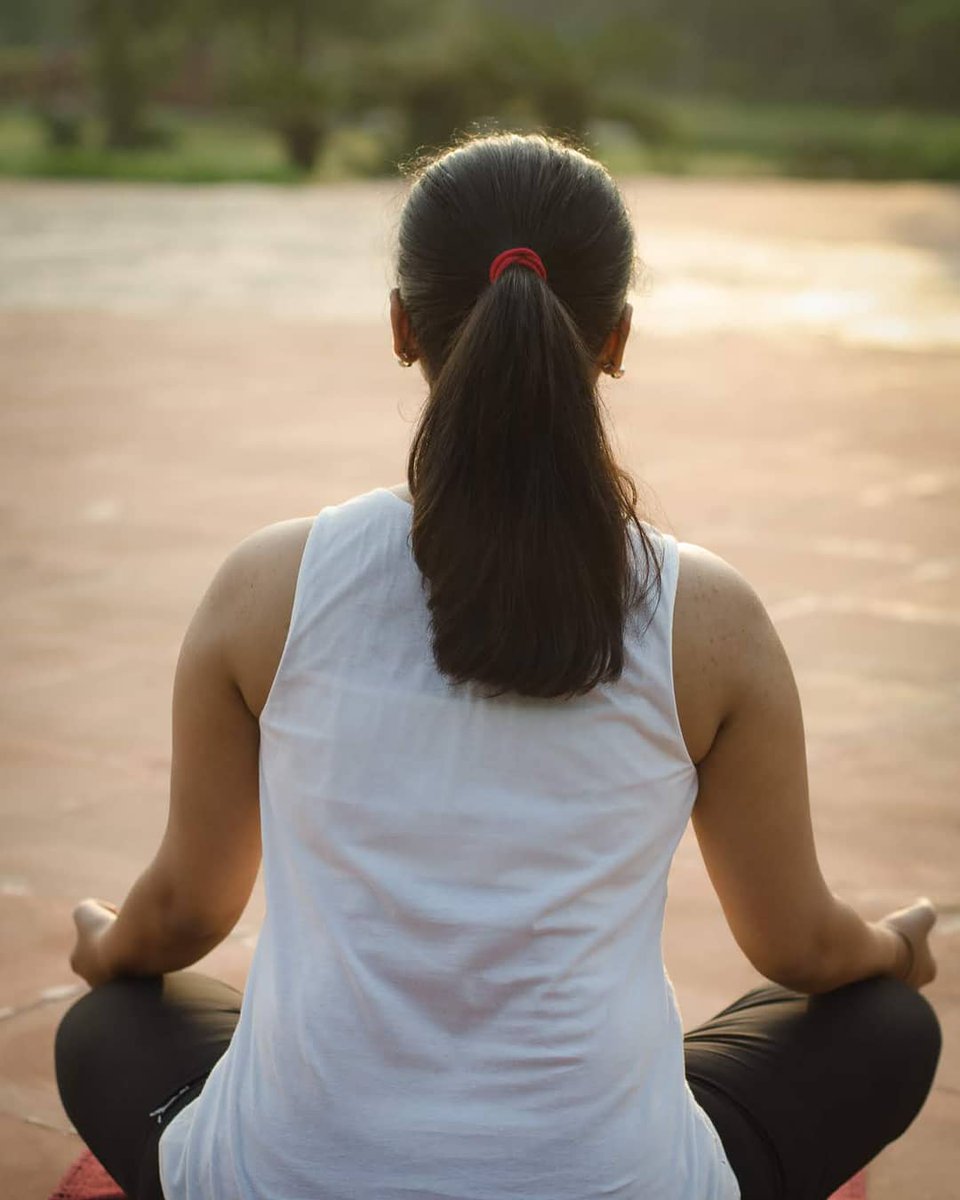 SundriyalShikha's tweet image. #rundontrush 5mins pause every 90mins to #meditate , can magnify our efficiency!
#nowistherighttime
#sthirwellness #transform #practiceyoga #lookwithin #findyourpath #anewday #beginyourjourney #onedayordayone #inclusivewellnessmovement #onedayatatime #holisticlife #ting