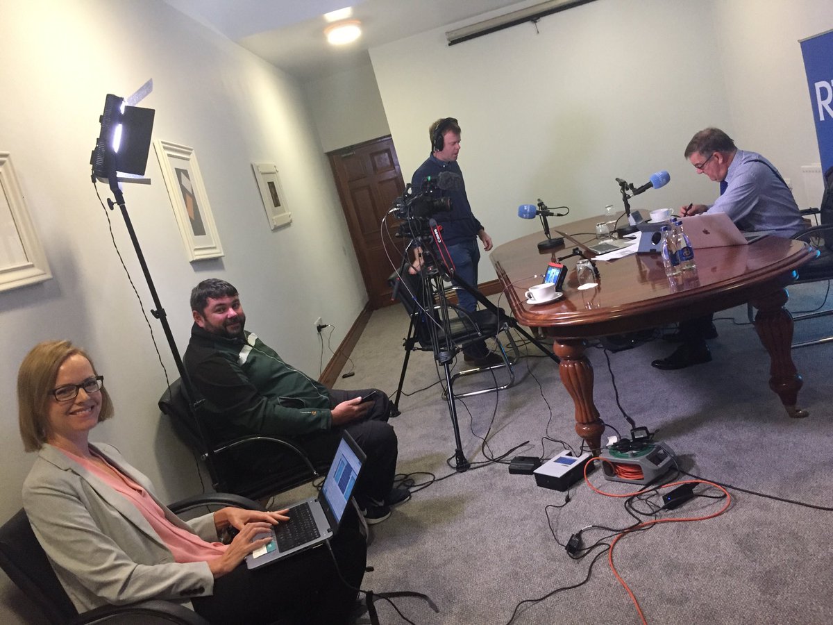 morningireland's tweet photo. The team here at the ⁦@fiannafailparty⁩ think-in in Wexford. Reporter ⁦@JulietteGash⁩ cameraman ⁦@Descarolan⁩ sound engineer Tom Norton, presenter ⁦@BryanMIreland⁩ and ⁦@lisa_pereira⁩ (taking the photo!) https://t.co/2RyKom59wO