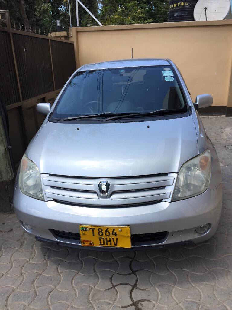 MarekaMalili's tweet photo. Toyota IST, Inaondoka kwa 8m tuu.
Ipo kwenye hali nzuri, kama mpyaaaaaaaaaa.
Mawasiliano 0759107671.
Mile age 100,000.
Please share 🙏🏿
#TwitterGulio https://t.co/iZUYnhLaoj