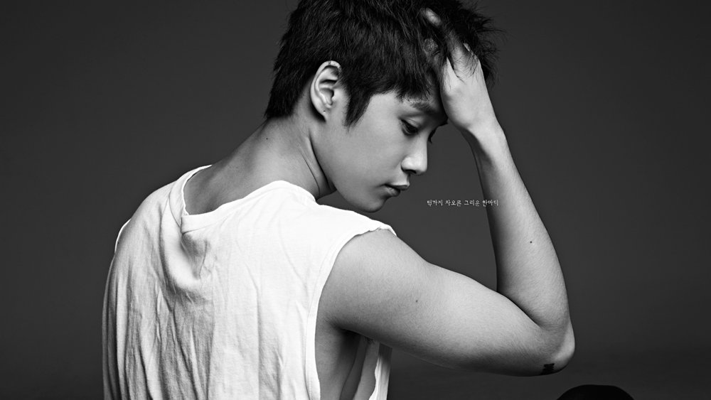 FT_FANCLUB's tweet photo. 그 시절 우리가 좋아했던 FTISLAND

FTISLAND에게 PRIMADONNA가 '미치도록' 빠질 수 밖에 없었던 6년 전 그 때! FTISLAND의 흑백 사진에 취하지 않는 사람들 모두 '관둬'!

#그_시절_우리가_좋아했던_FTISLAND
#FTISLAND #FT아일랜드 #ZAPPING #관둬 #Quit 📺 https://t.co/g0So6GcBmu
