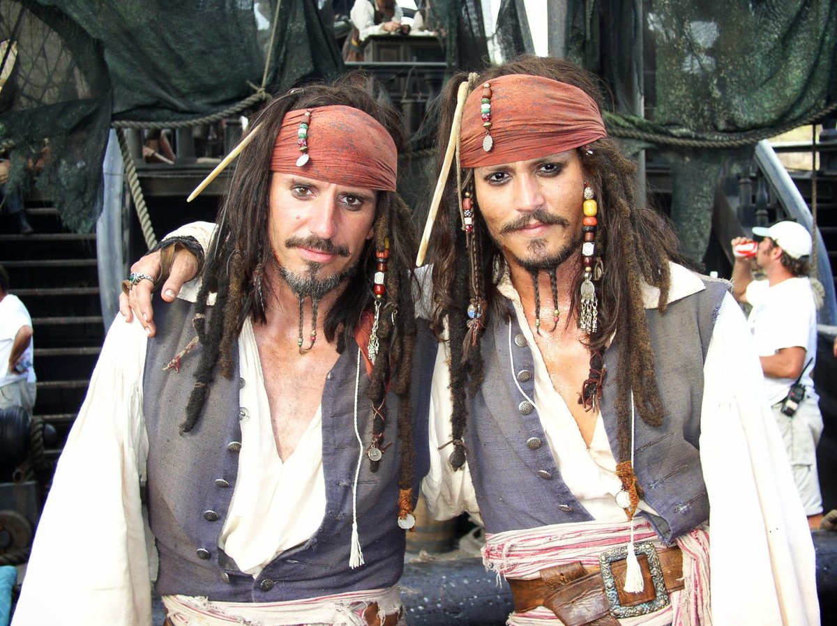 _SMB_Jhosh's tweet photo. Famous actors and their stuntdouble. https://t.co/4N80Jc1dKB