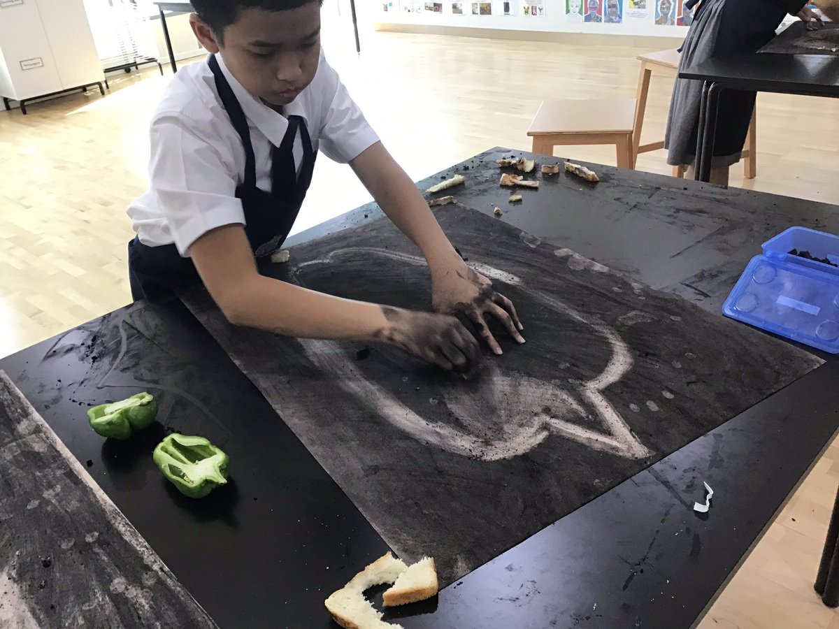 ReptonADArt's tweet photo. Reductive drawing with bread!
#gcseart #schoolart #ReptonADcreativelearning #ReptonADSenior https://t.co/ZfGwIr0PVG