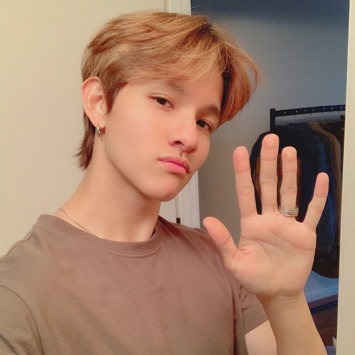 ItaliaSamuel's tweet photo. K I M - S A M U E L
Is back ππ₯Ίπ₯Ί
@ItaliaSamuel
#kimsamuelitalia #KimSamuel #Samuel #garnet #kimsamuelitaliaig #kimsamuelitalia_ig #staystrongsamuel #weloveyousamuel #κΉμ¬λ¬΄μ
#μ¬λ¬΄μ #prettyboy #italiangarnet https://t.co/ue2FwBTwuz
