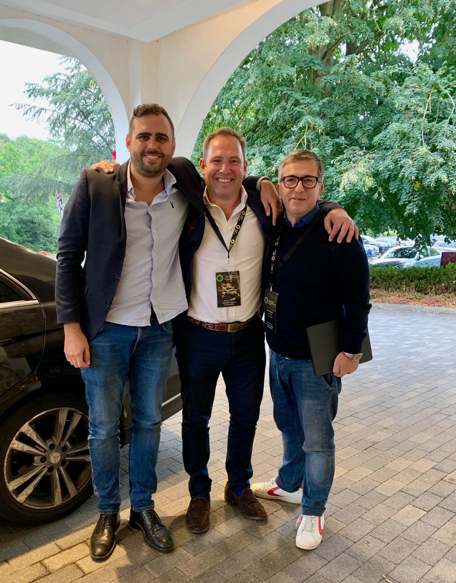 CMCSummits's tweet photo. Excellent first day at The European Digital Insurance Summit! Thank you to @julian_teicke from @wefoxHQ for hosting the keynote. Looking forward to another day full of insights and great discussions. #EDIS #InsurTech @SpirosMargaris @Johnnyspragg @AndybCMC https://t.co/0Ymdpg1qYP