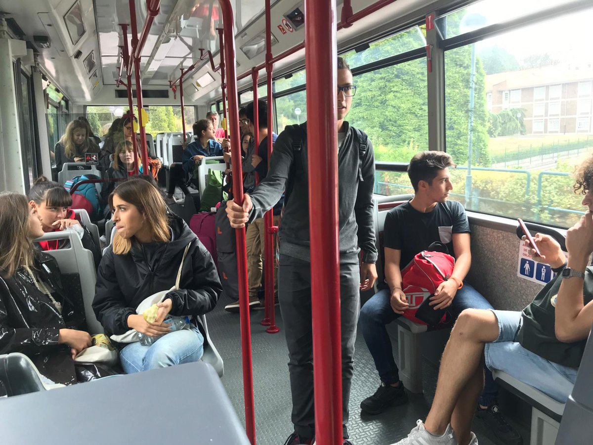 PresideGrotti's tweet photo. Studenti di #LiceoRedi a La Coruña, sull'Atlantico, per un progetto internazionale di scuola/lavoro in Spagna sulle tecnologie digitali. https://t.co/Wq5wEHXtHK