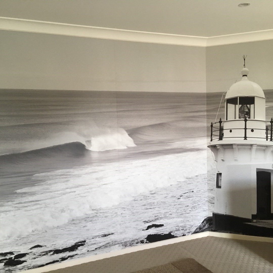 Don't have a view of the surf from your lounge room?? Make one 😀#yesmydesign #customwalls #customwallpaper #surf #surfwall #wallpaper #wavewallpaper #byronbay #byronwallpaper