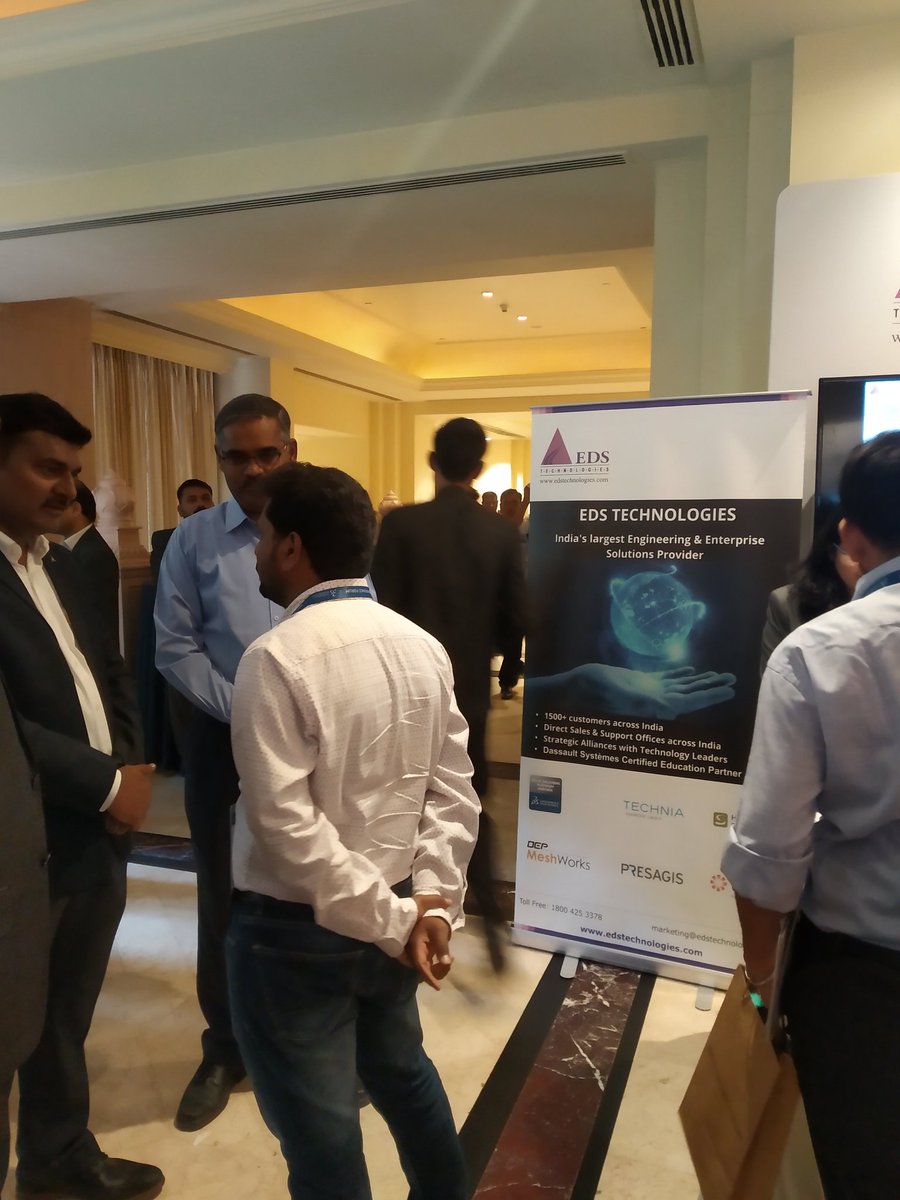 EDSTechnologies's tweet photo. Great engagement at our booth with @slsm1964 #thinkandtweet 
#sustainableInnovation 
#3DXFORUM
#3DEXPERIENCE
#Edstechnologies
@EDSTechnologies
@3DSIndia https://t.co/vHpD8ckbzm
