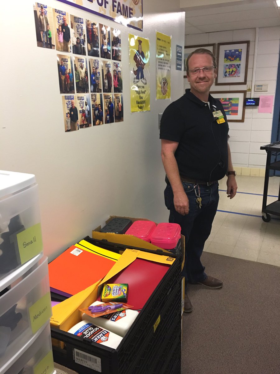 CPcssd's tweet image. Thank you Donny and Sherwood’s Wal-Mart Neighborhood Market for the donation of school supplies. We appreciate you so much. #pcssd #communitypartner