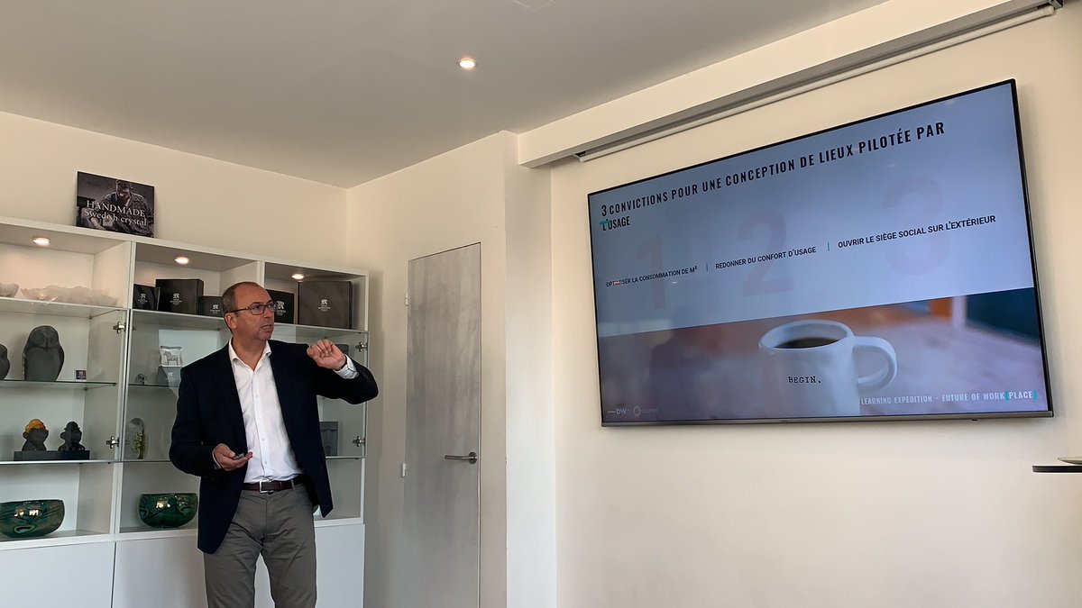 OpenersParis's tweet photo. « Le confort d’usage est primordial aujourd’hui dans les entreprises » @MorelPml présente les sujets qui seront abordés dans la #learningexpedition #FutureofWorkplace 

@Dynamic_Work @NermineElsh @MathieuGemon @FellbomTomas https://t.co/ErH2woyrBe