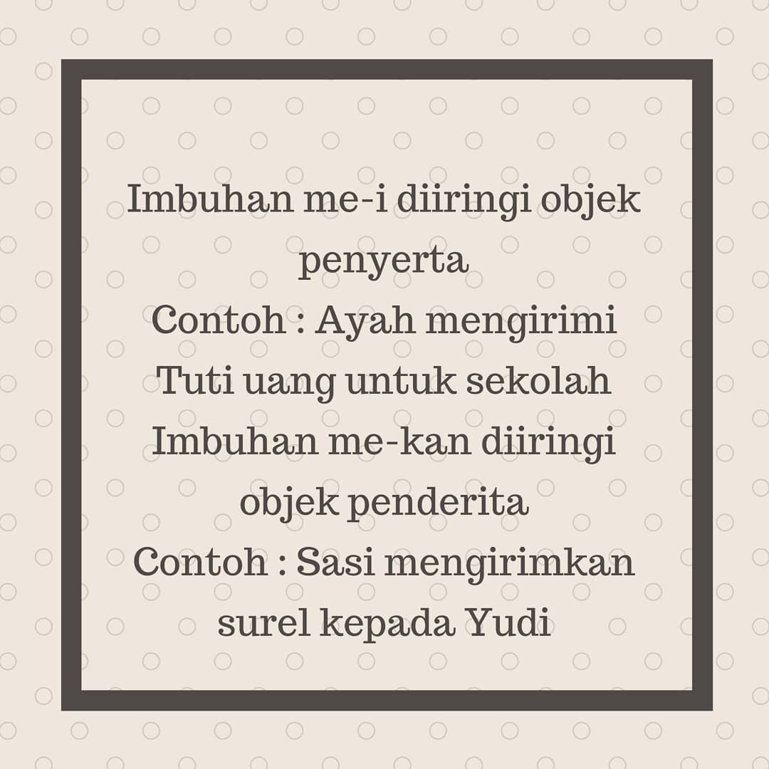 graflit_id's tweet photo. Bingung dengan penggunaan imbuhan "me-kan" dan "me-i"? Sama, Mingraf juga hehe. Namun, kita bisa belajar bersama di sini! Tambahkan di  komentar kalau kamu tahu aturan lain penggunaan kedua imbuhan ini ya. #imbuhan #puebi #TipsGraf https://t.co/SnAt25Ckkm
