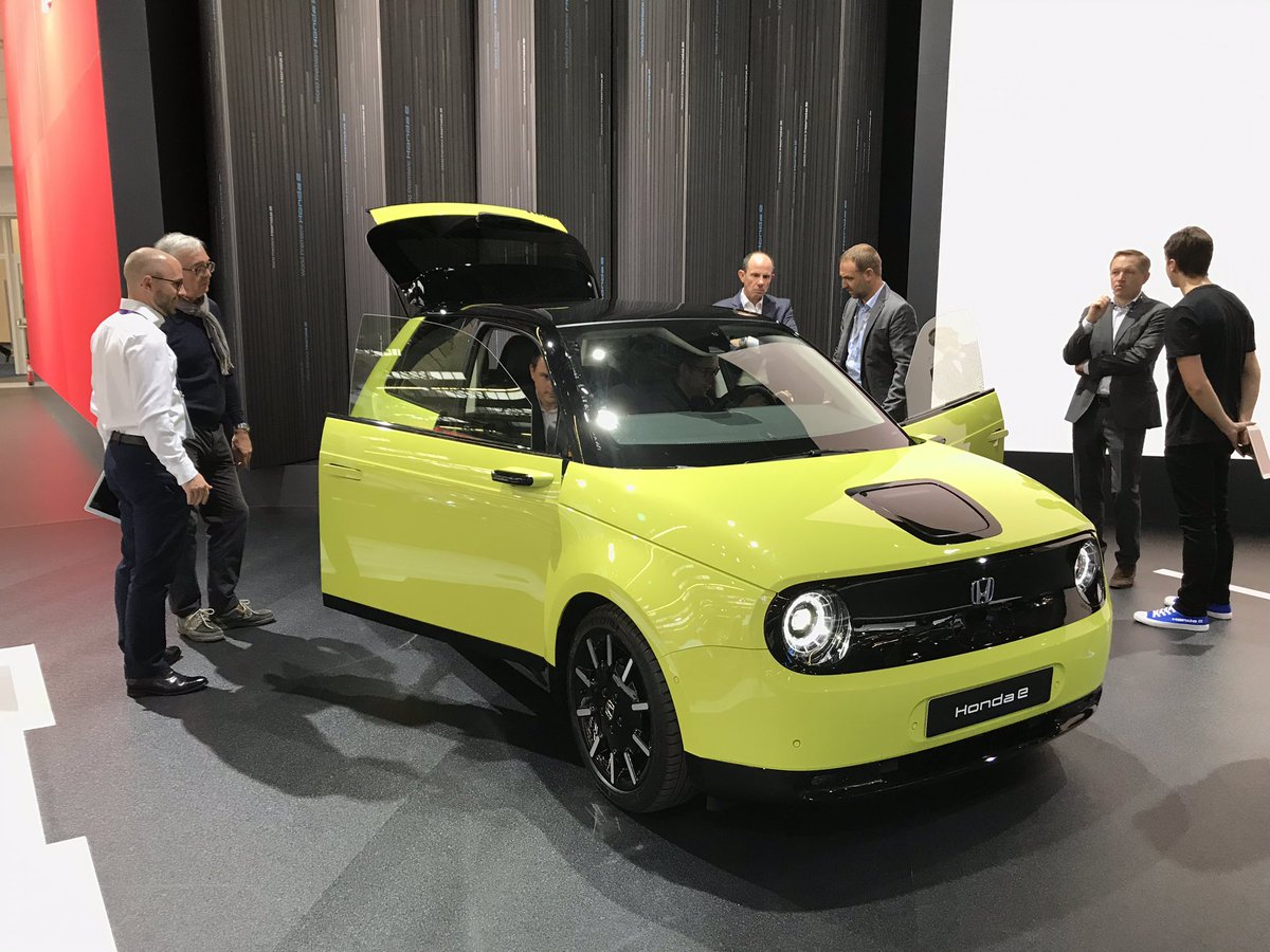 Andy Harris tweet media