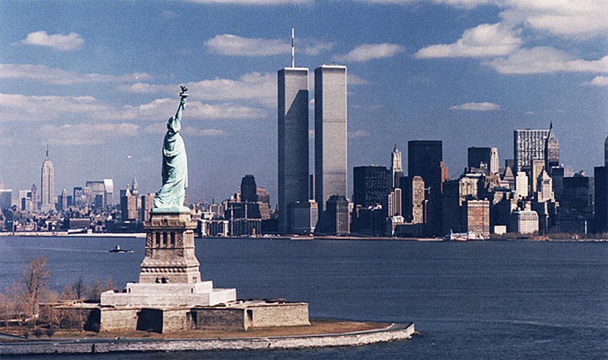 New York City skyline, 18 years ago today. 

#Remember911 #September11