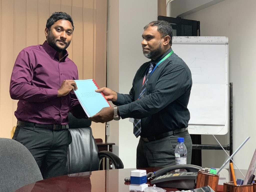 FSM Awards <a href="/geo_wave/">Geo Wave</a> to supply fuel to 11 islands of Baa Atoll <a href="/TeamFenaka/">Fenaka Corporation Ltd</a> power houses

 #FSM #Fenaka #Maldives #GeoWave

@Fuel_Maldives